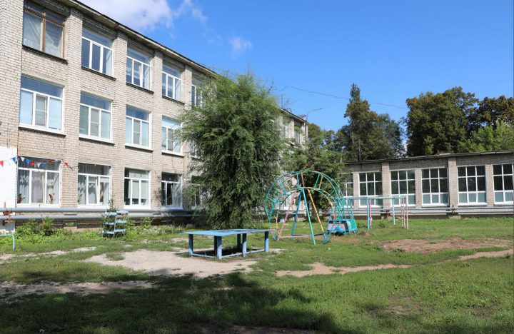 школьный двор